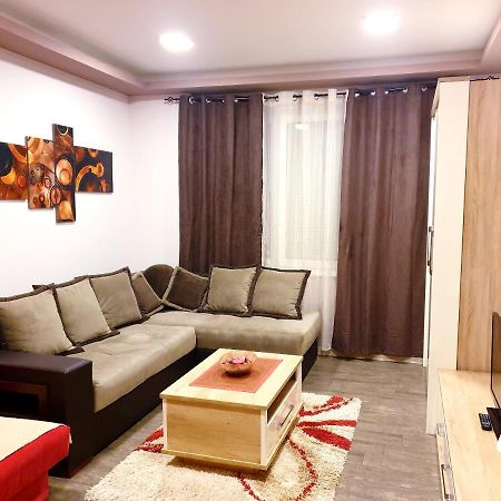 Ceca Apartman Ni المظهر الخارجي الصورة