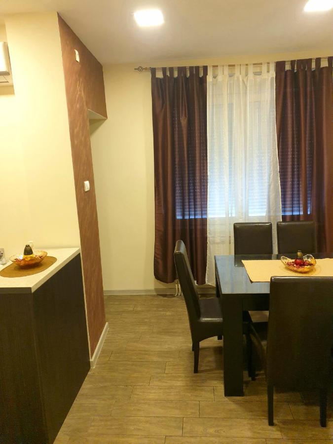 Ceca Apartman Ni المظهر الخارجي الصورة