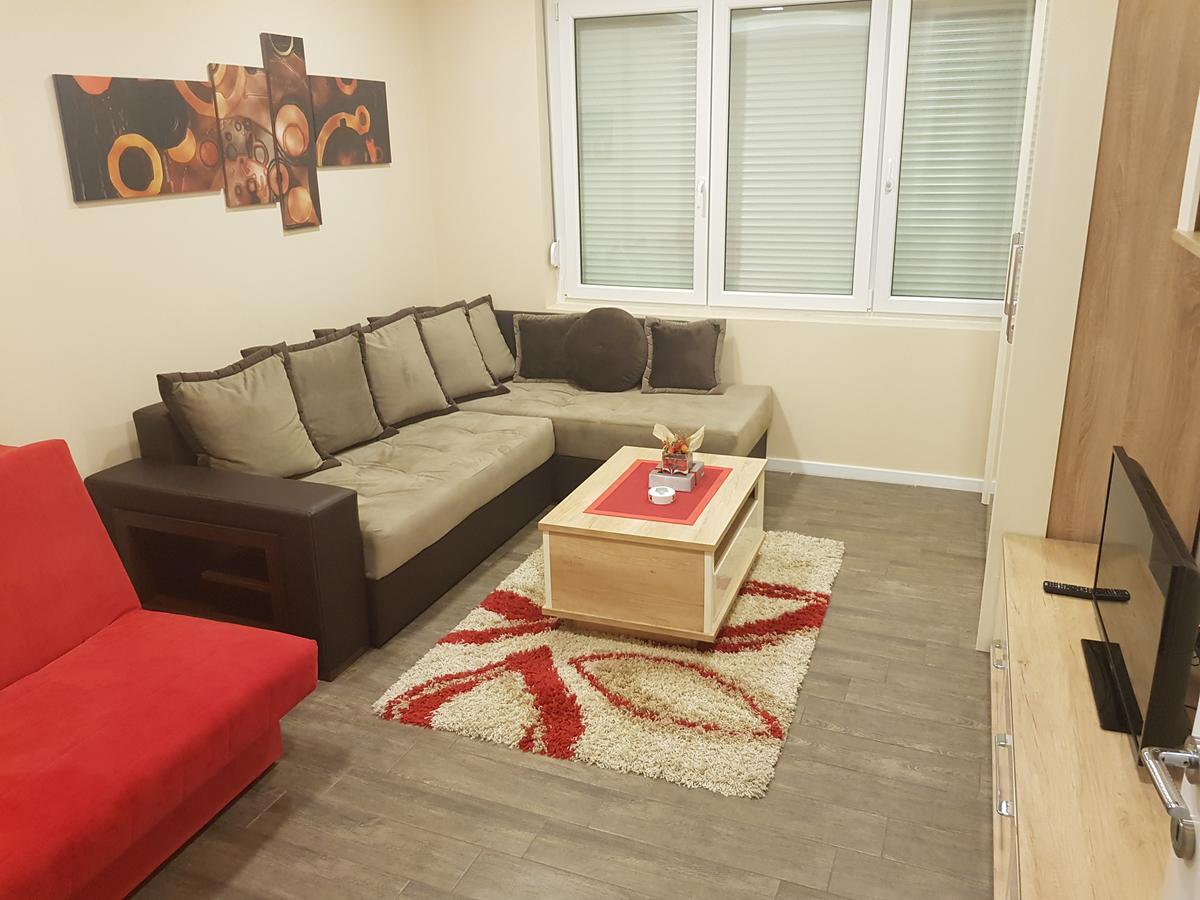 Ceca Apartman Ni المظهر الخارجي الصورة