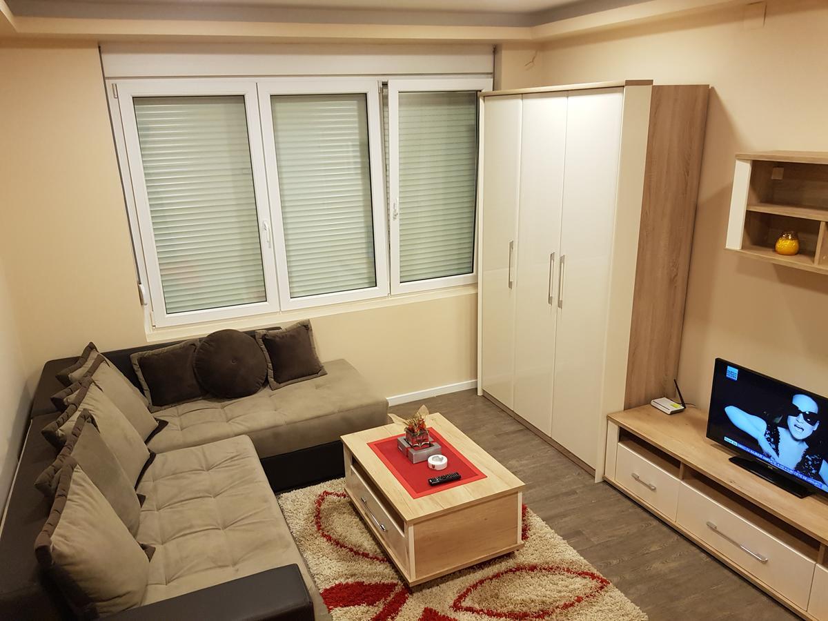 Ceca Apartman Ni المظهر الخارجي الصورة