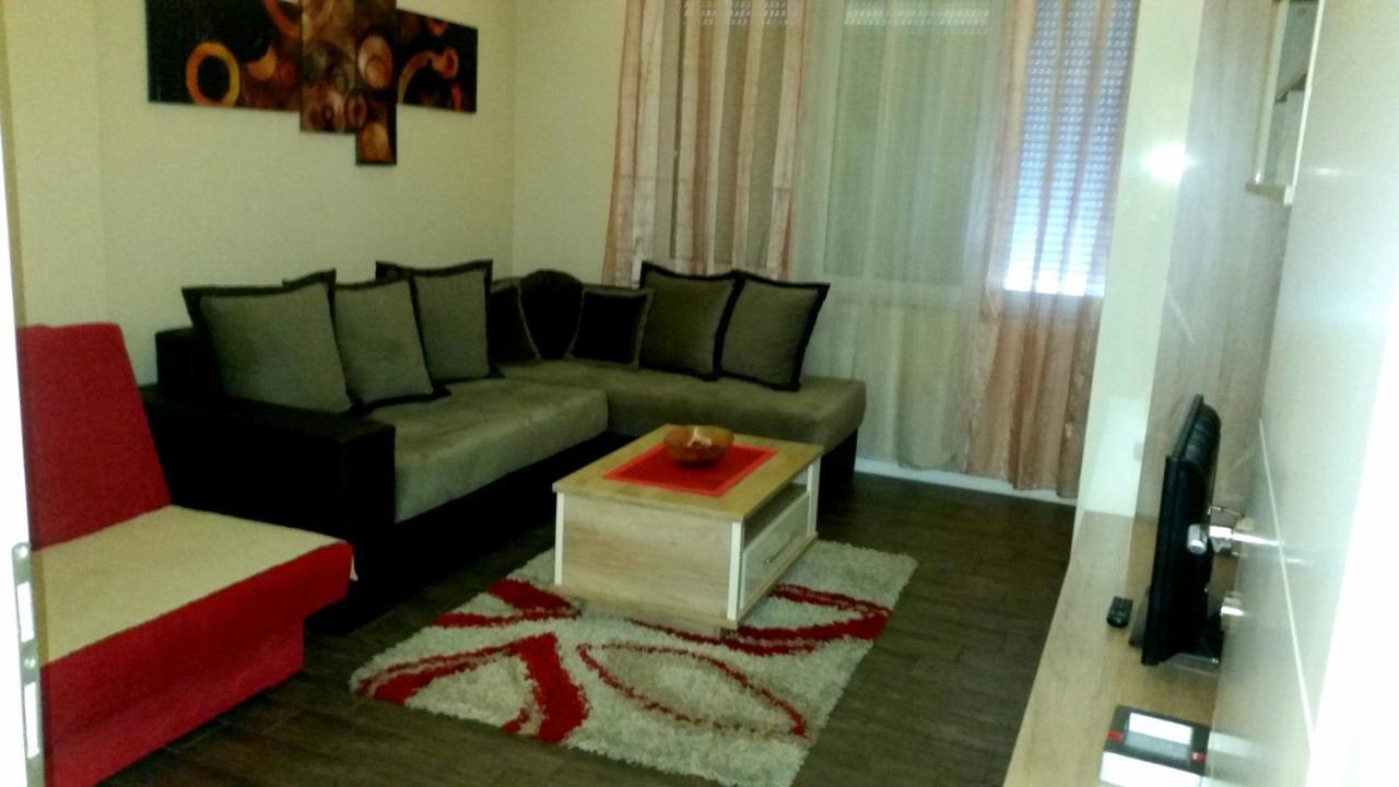 Ceca Apartman Ni المظهر الخارجي الصورة
